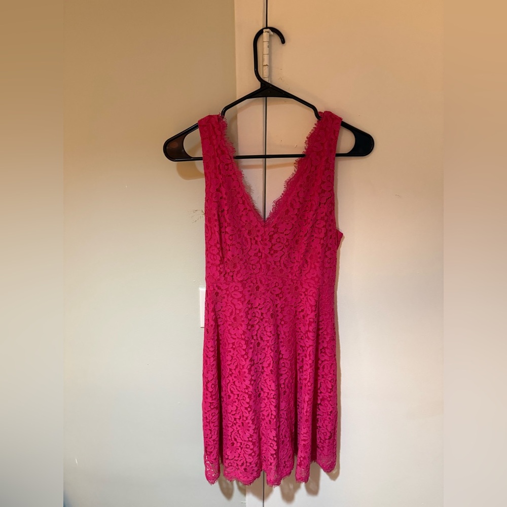 NWT Soprano Vibrant Pink Flowy Lace Summer Dress - Picture 2 of 5